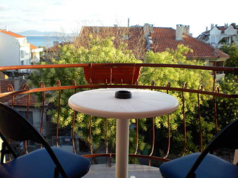 Private Rooms Trakiets Pomorie Exterior foto
